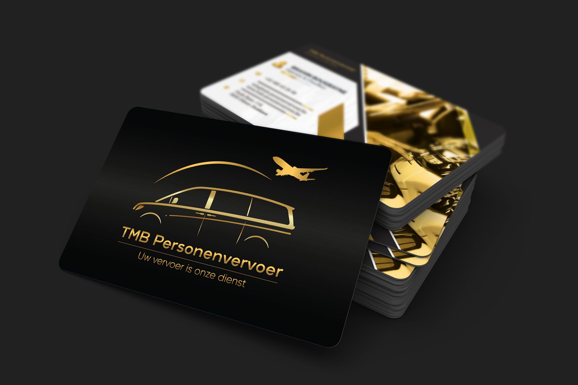 85x55_business_card_mockup_07